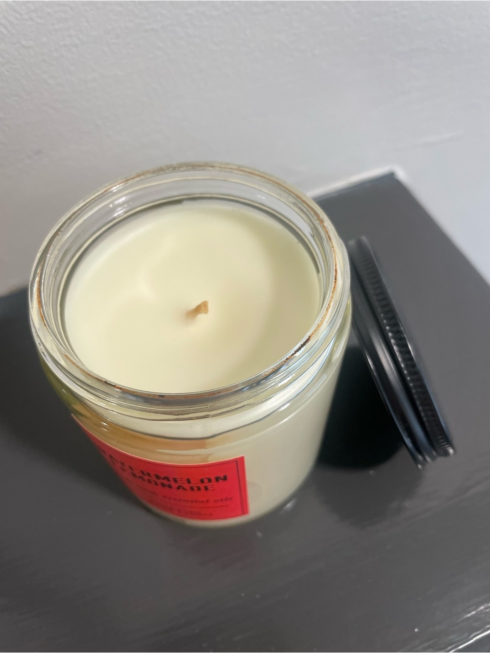White Barn Watermelon Lemonade Candle - 7oz - Picture 2 of 3